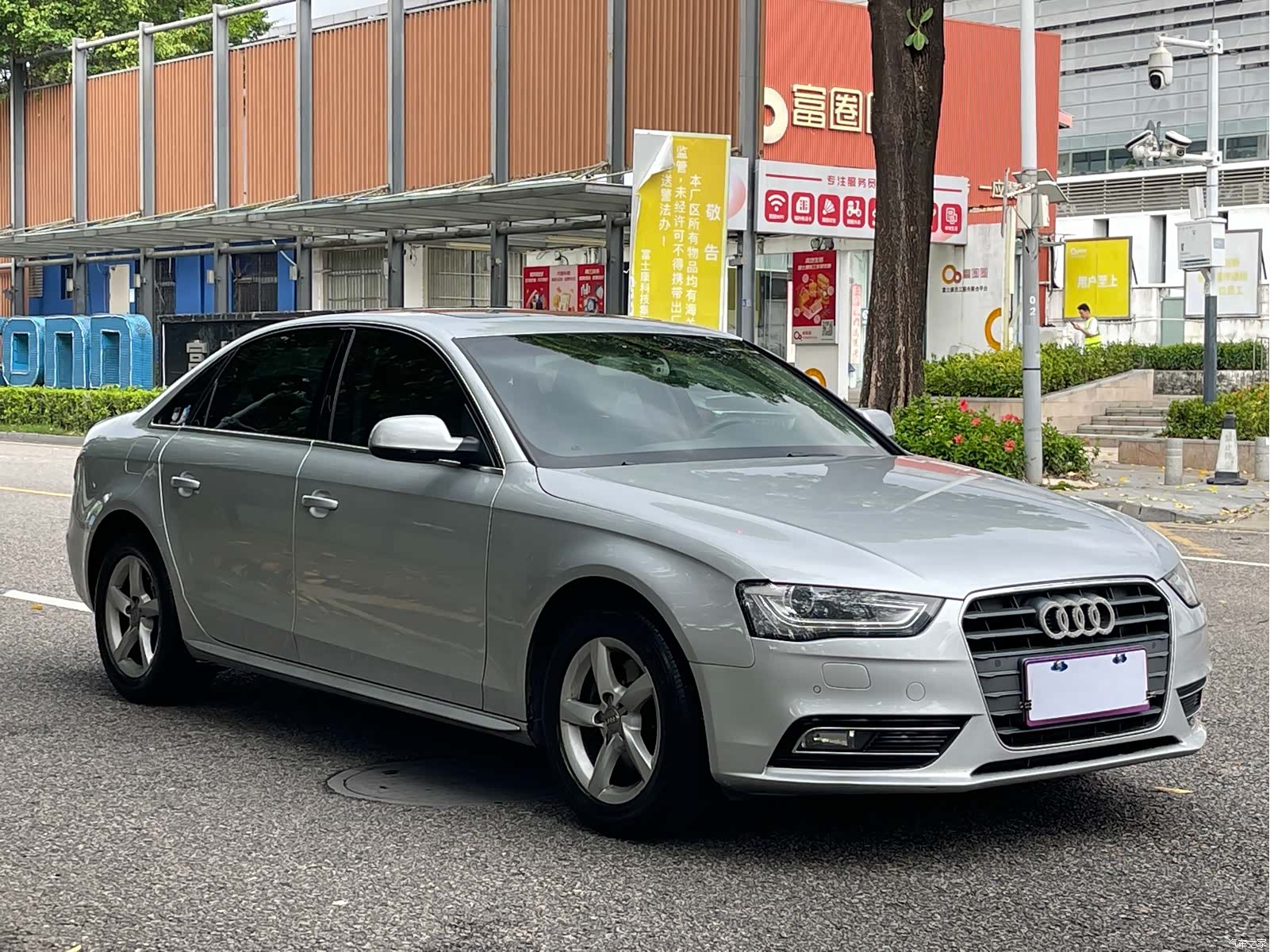 Audi A4L, 2012 3
