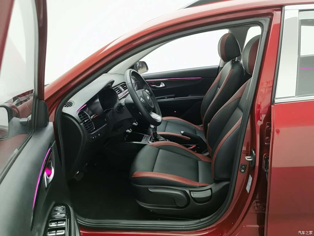 Kia KX, 2019 10