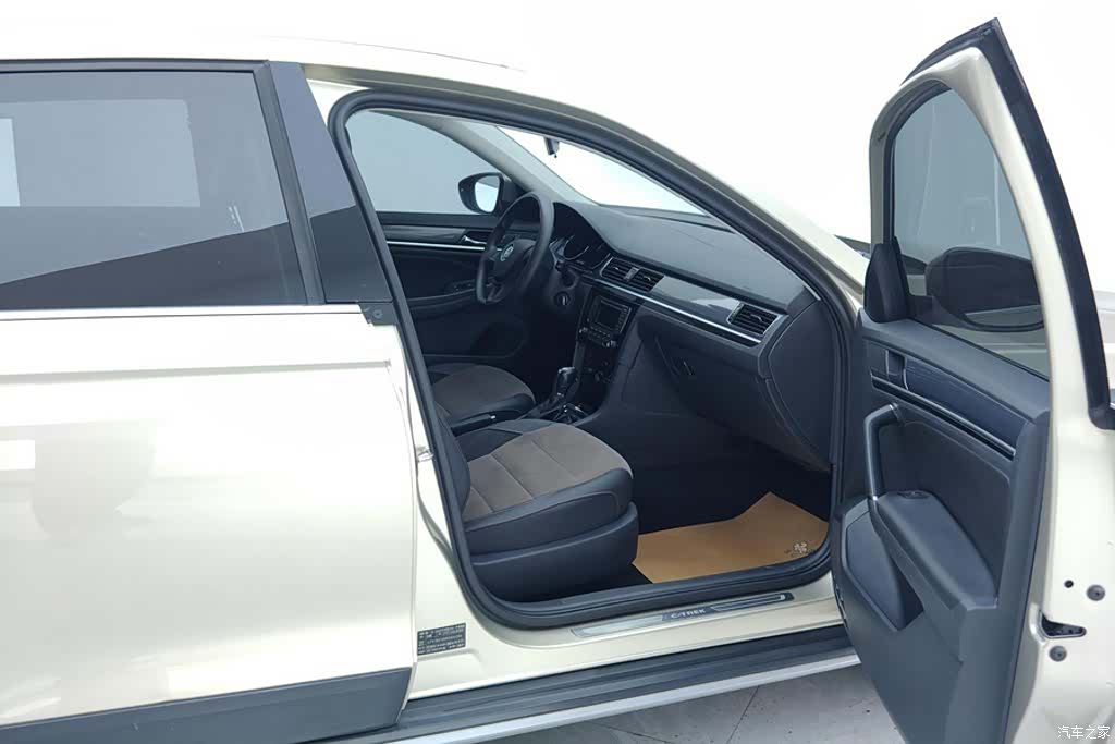Volkswagen C-TREK, 2017 8