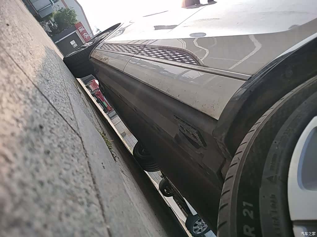 Hongqi E-HS9, 2023 22