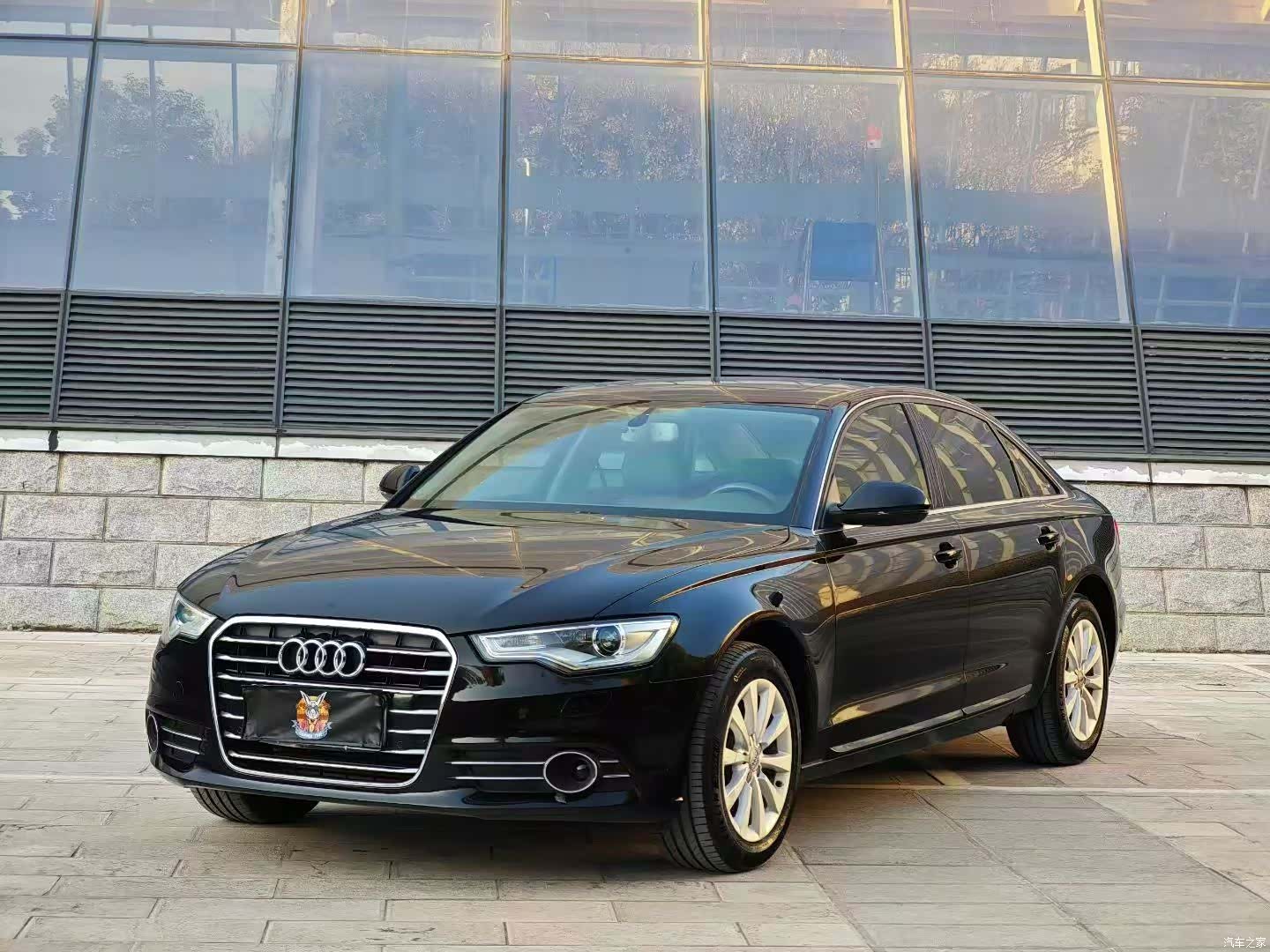 Audi A6L, 2014 1