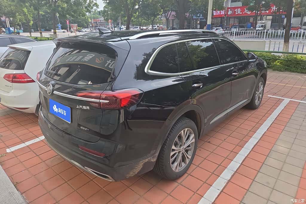 Buick Envision Plus, 2022 3