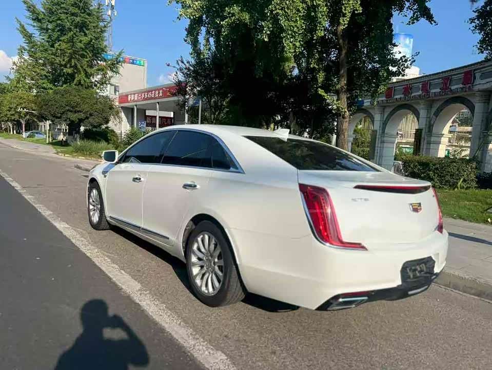 Cadillac XTS