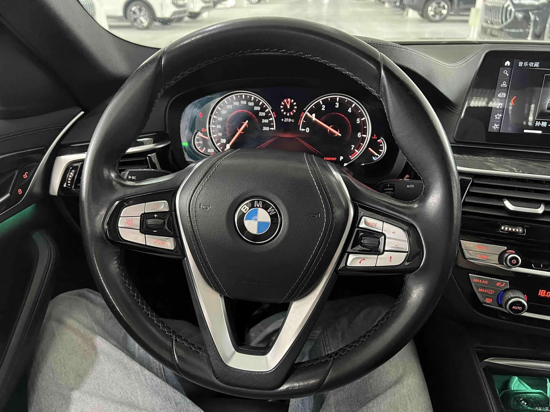 BMW 5 Series, 2018 10