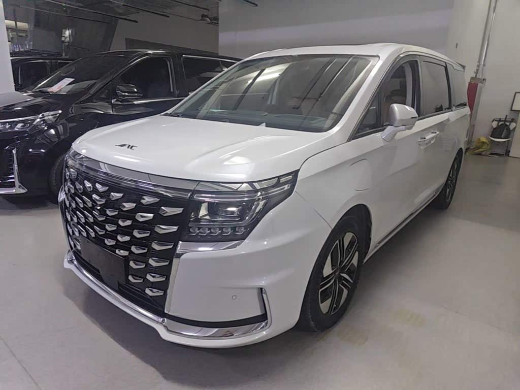 JAC RefineRF8 PHEV