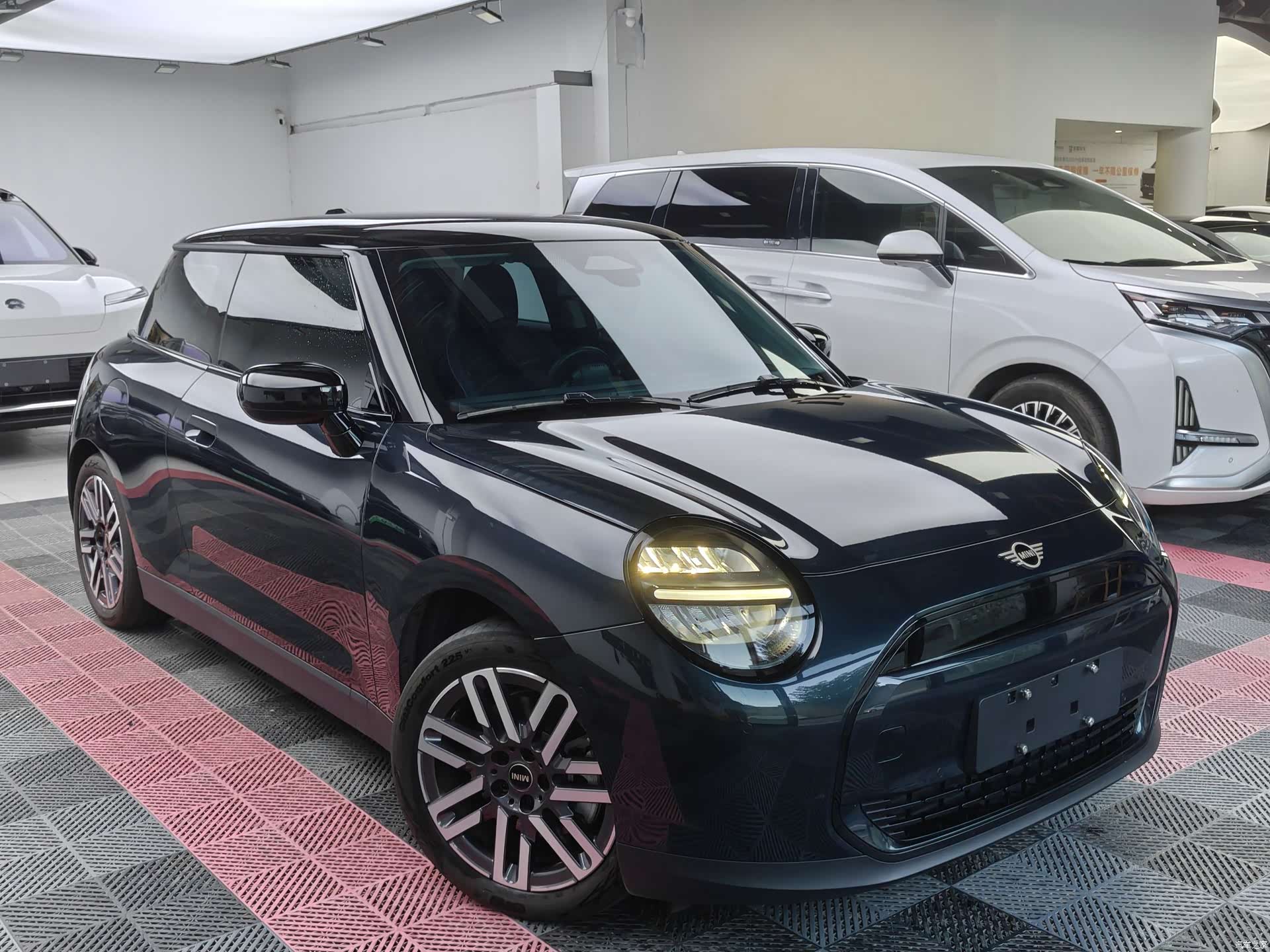 Mini Cooper, 2025 3