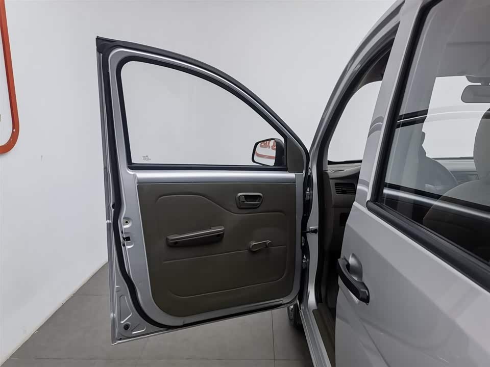 Wuling Wuling Rongguang V