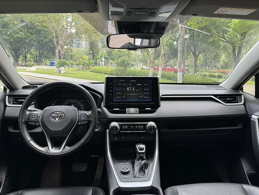 Toyota RAV4 2021, фото 9