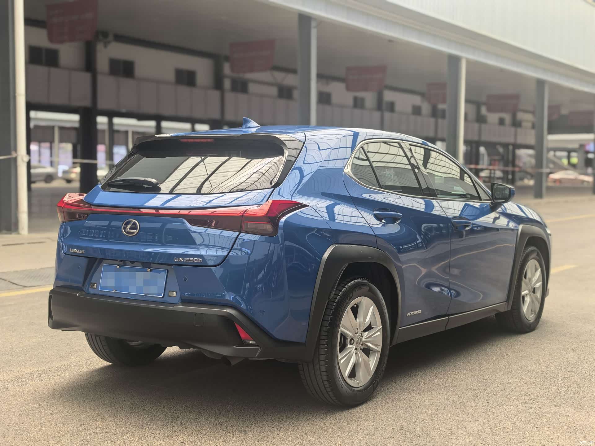 Lexus UX, 2021 13