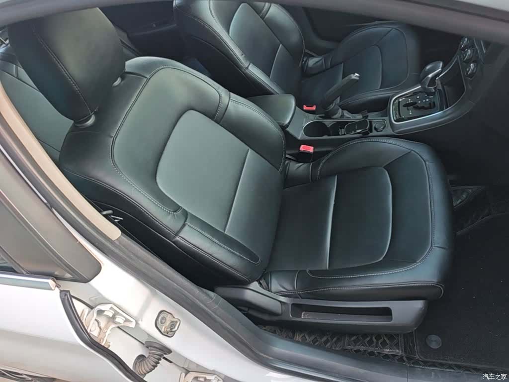 Citroen C4, 2018 25