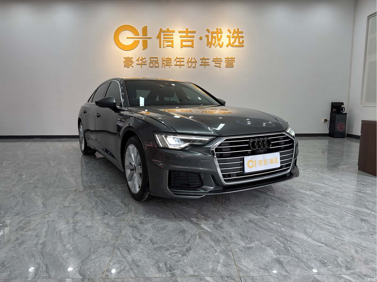 Audi A6L, 2022 2