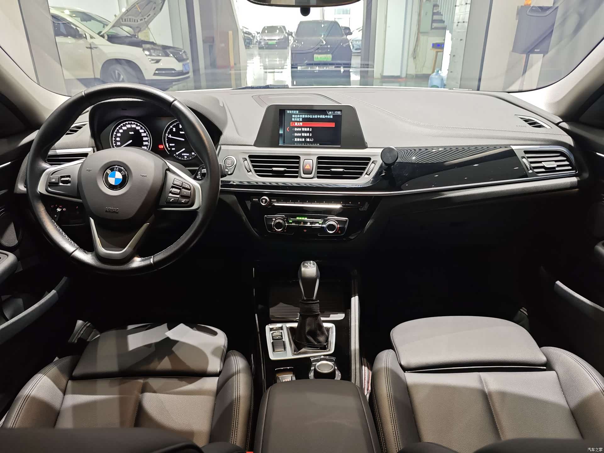 BMW 1 Series, 2018 13