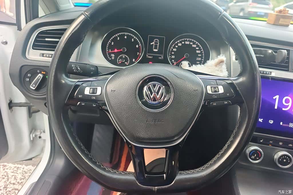 Volkswagen Golf, 2016 15