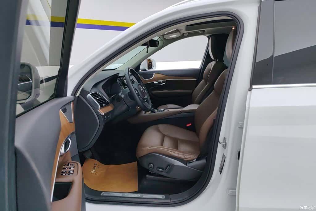 Volvo XC90, 2019 9