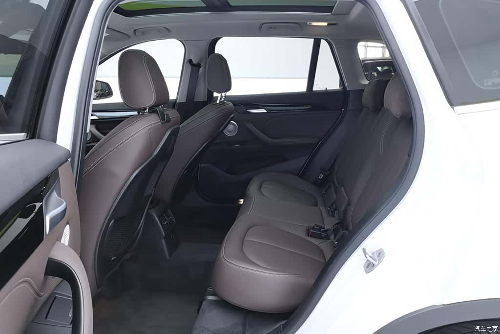 BMW X1, 2023 11