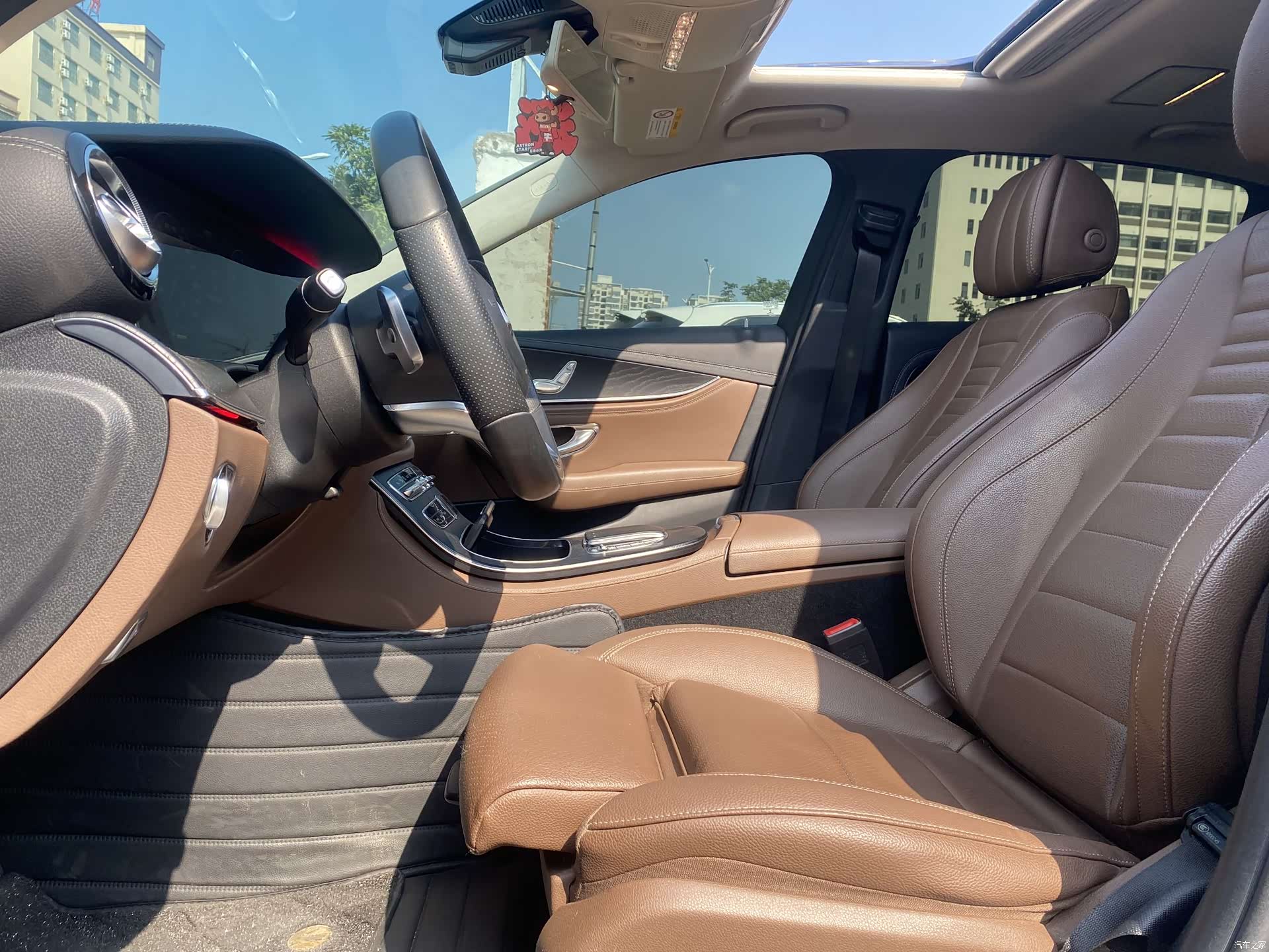 Mercedes-Benz E-Class, 2019 14