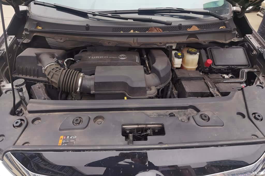Buick GL8, 2023 10