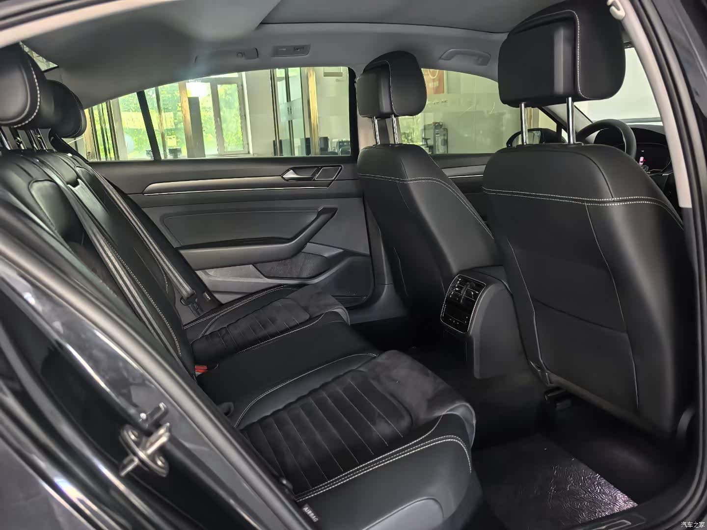 Volkswagen Magotan, 2022 9