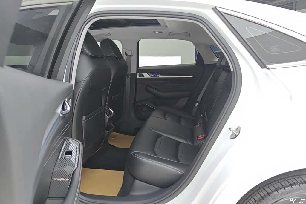 Geely Preface, 2022 11