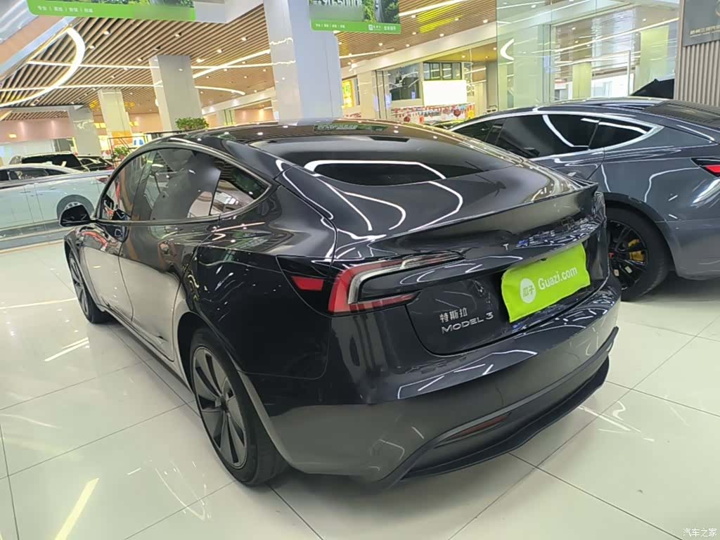 Tesla Model 3, 2024 все фото