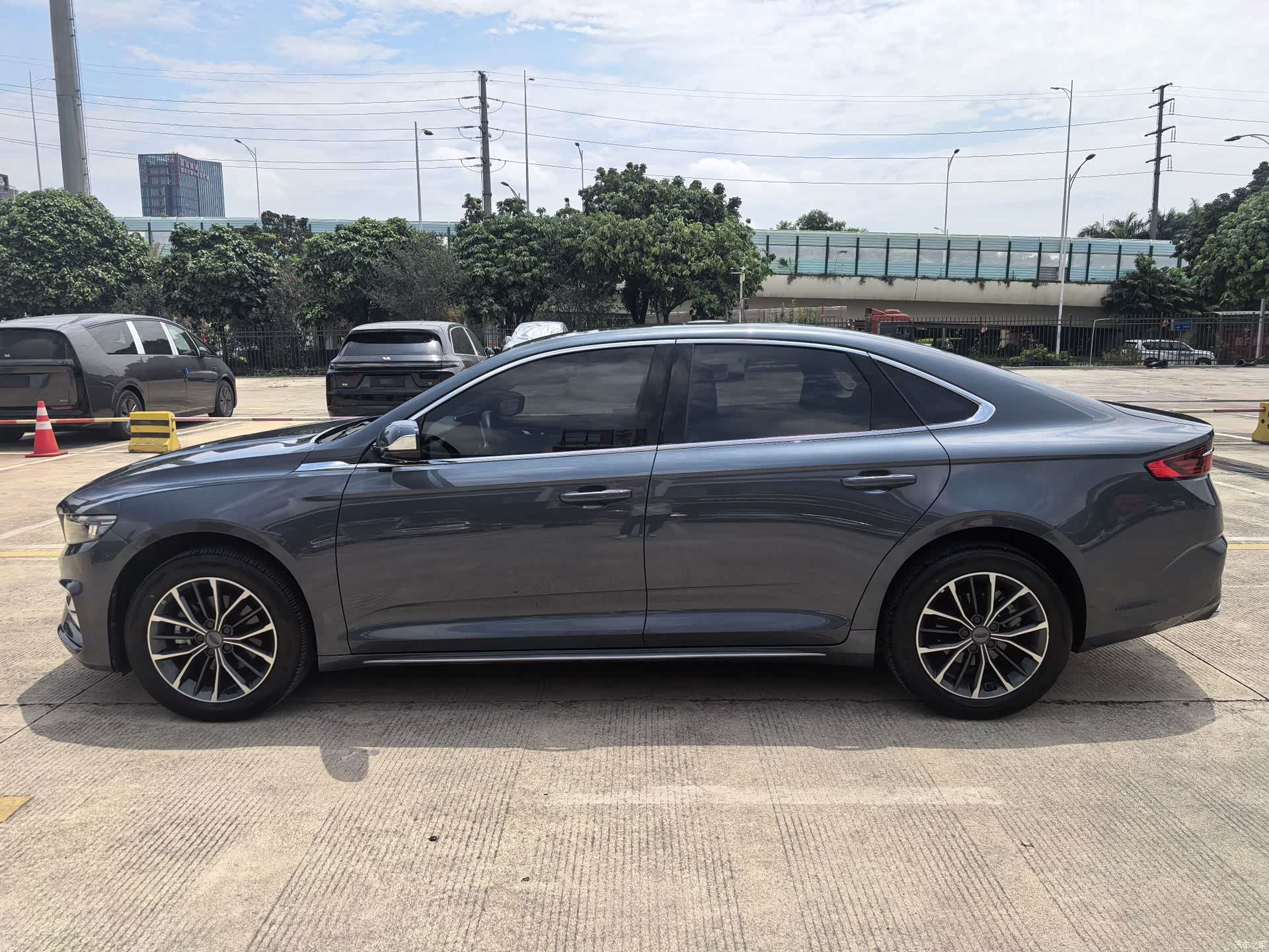 Geely Preface, 2022 4