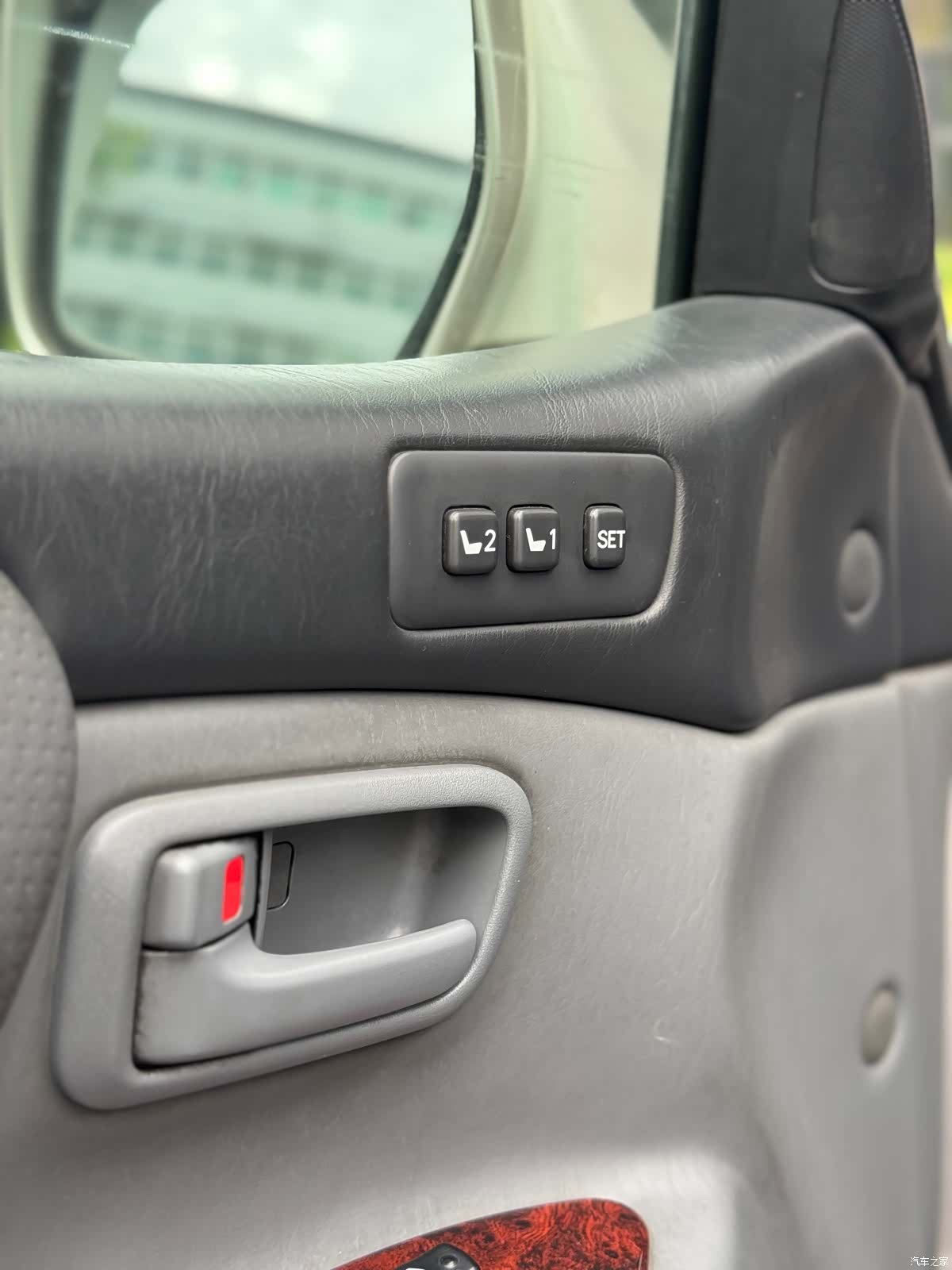 Toyota Land Cruiser, 2002 9