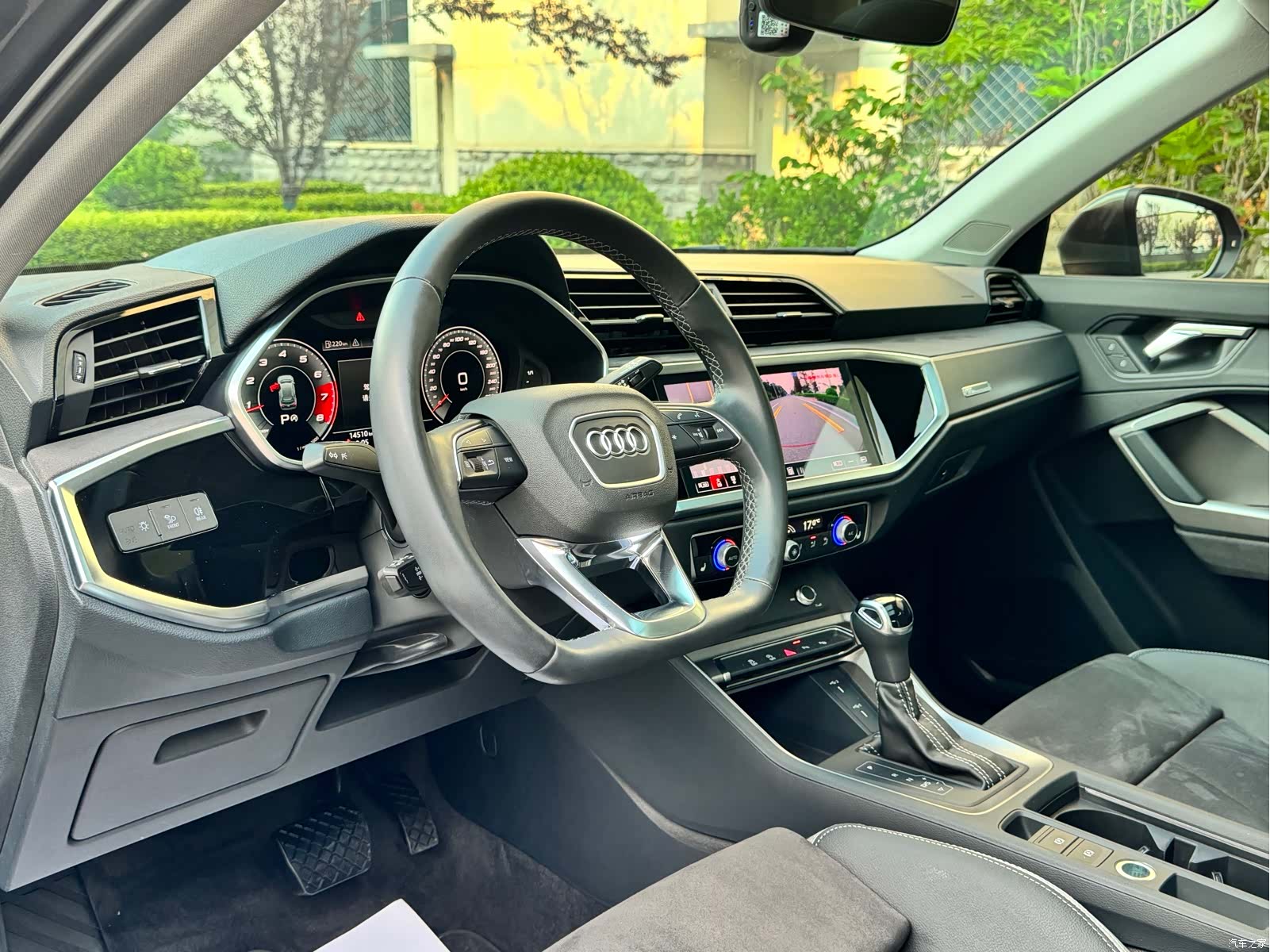 Audi Q3, 2023 9