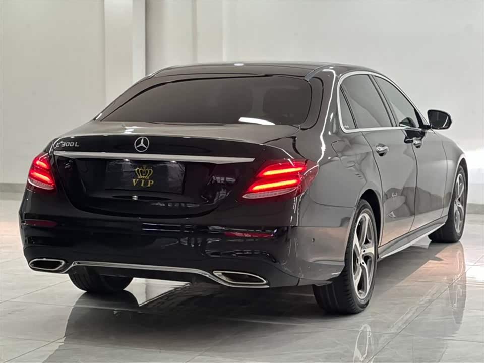 Mercedes-Benz E-class Mercedes-Benz E-class