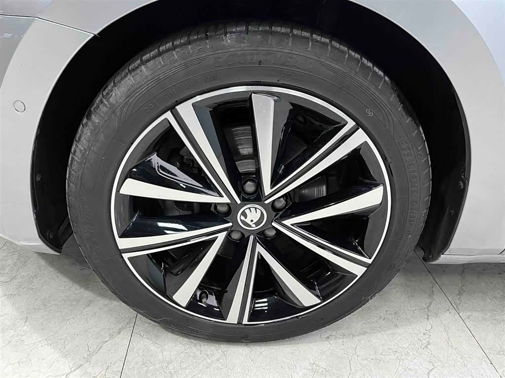 Skoda Superb, 2024 20