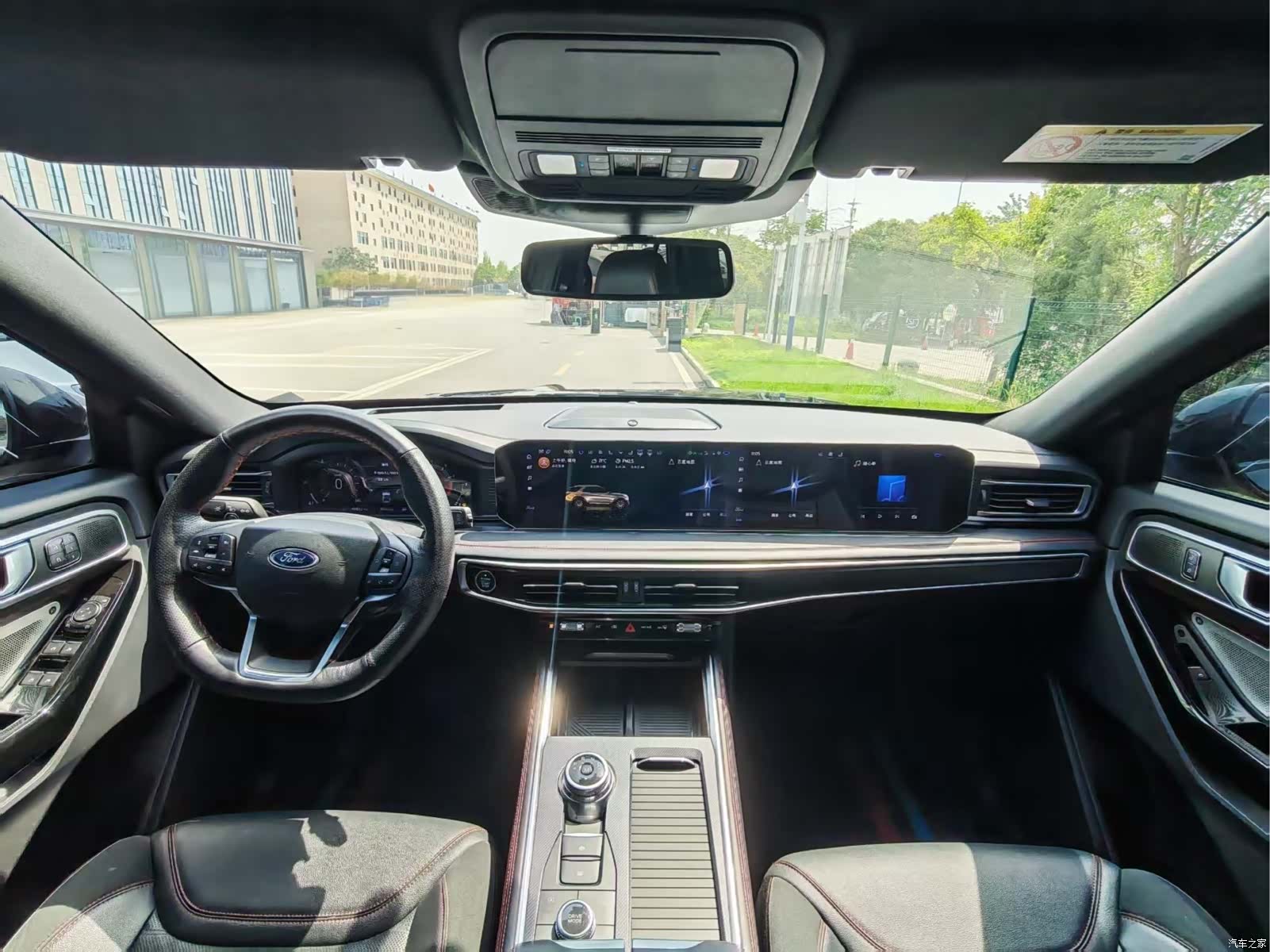 Ford Explorer, 2022 9