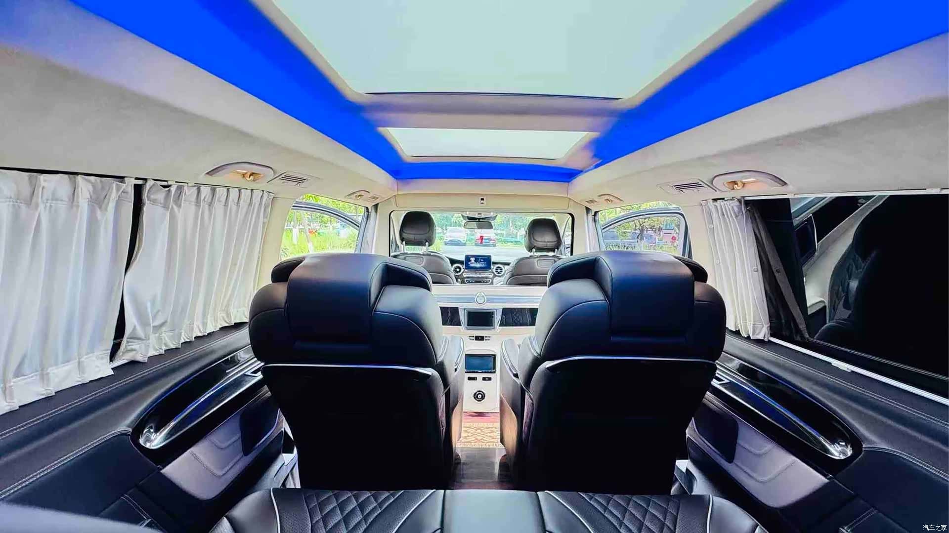 Mercedes-Benz V-Class, 2018 16