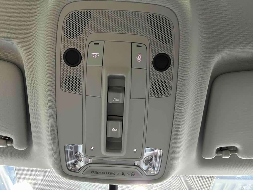 Audi Q3, 2022 8