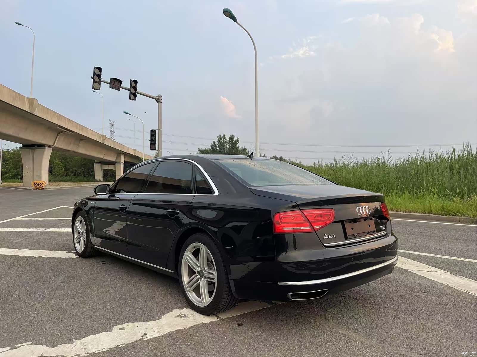 Audi A8L, 2011 8