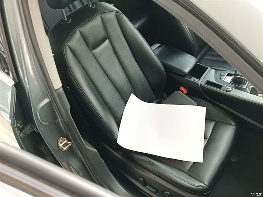 Audi A4L, 2018 25
