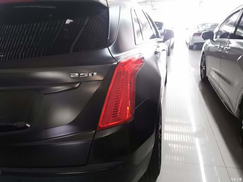 Cadillac XT5, 2017 8