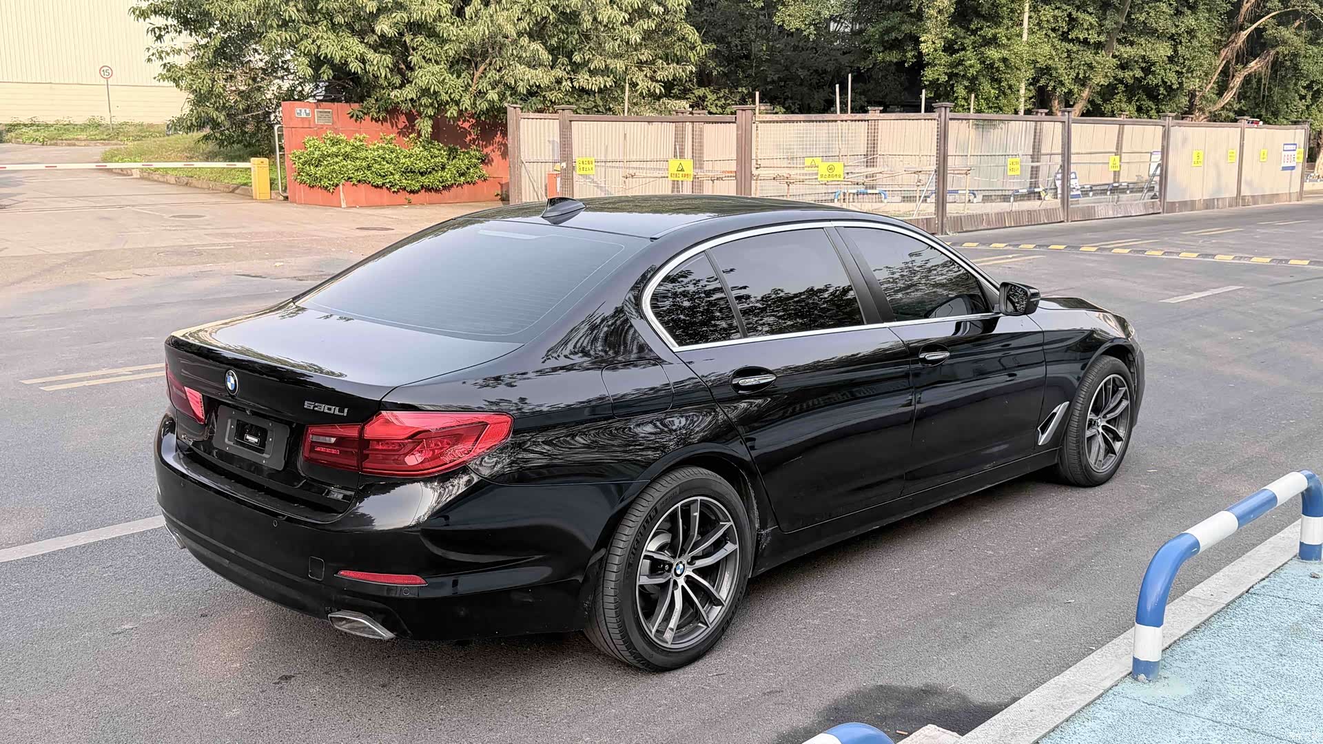 BMW 5 Series, 2017 16