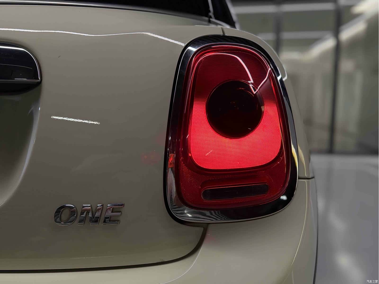 Mini ONE, 2017 15