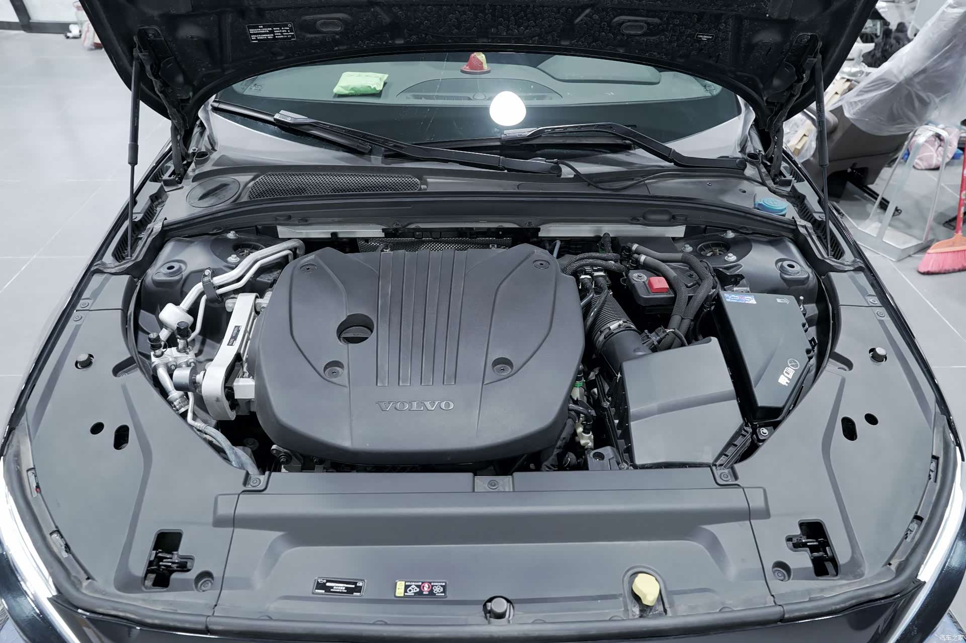 Volvo S90, 2021 21