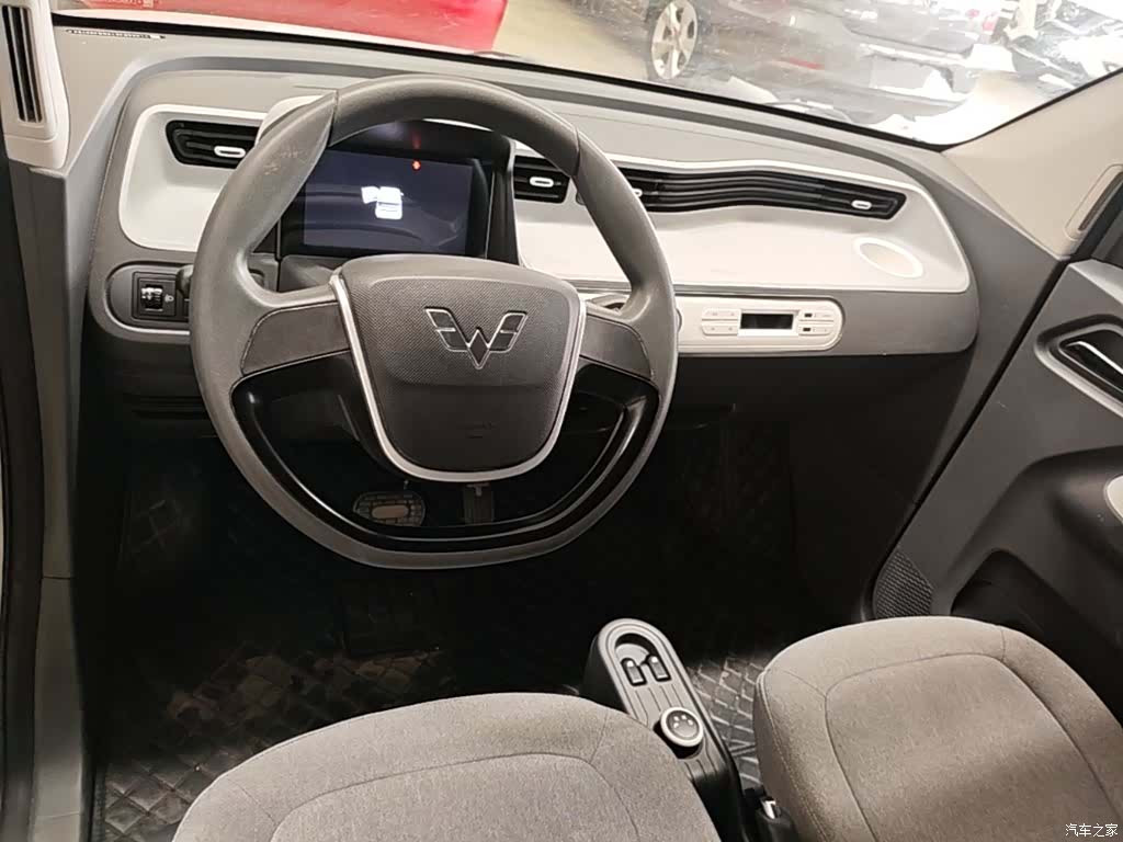 Wuling MINIEV, 2023 10