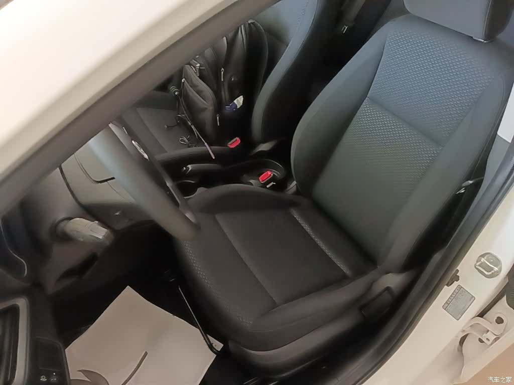 Hyundai GLS, 2017 15