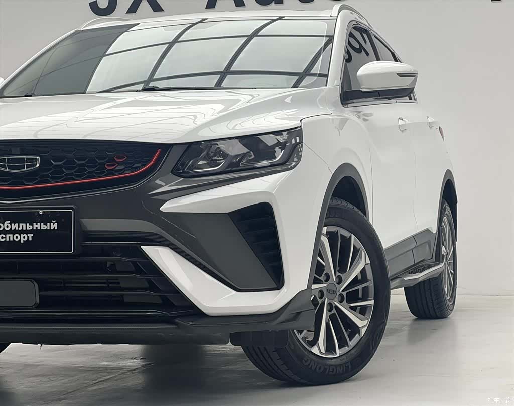 Geely Coolray, 2022 все фото