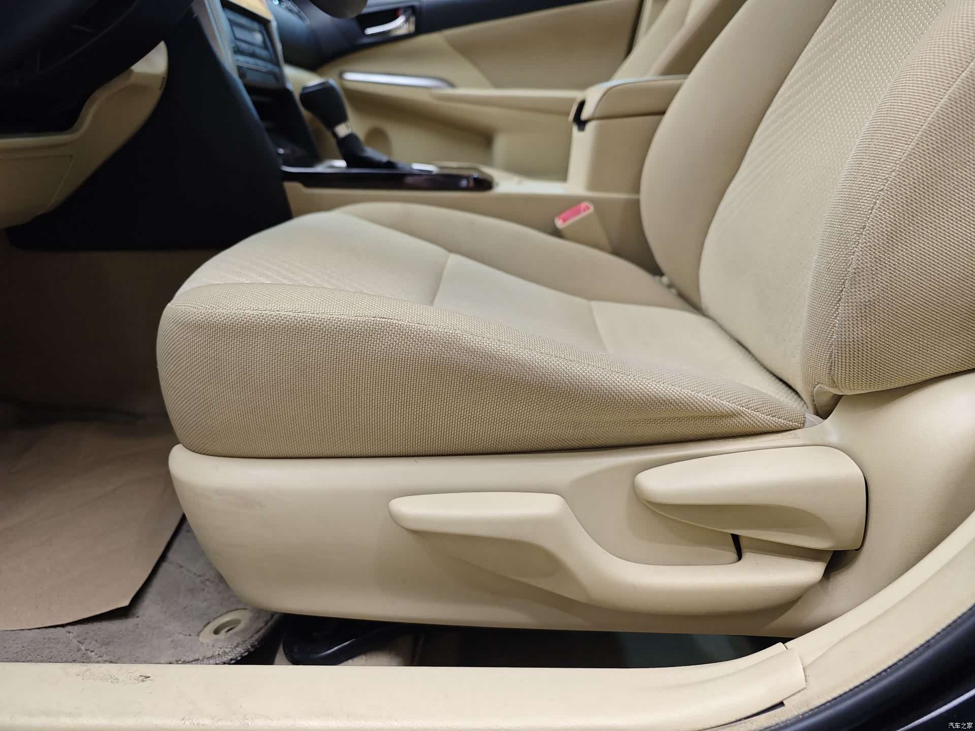 Toyota Camry, 2016 11