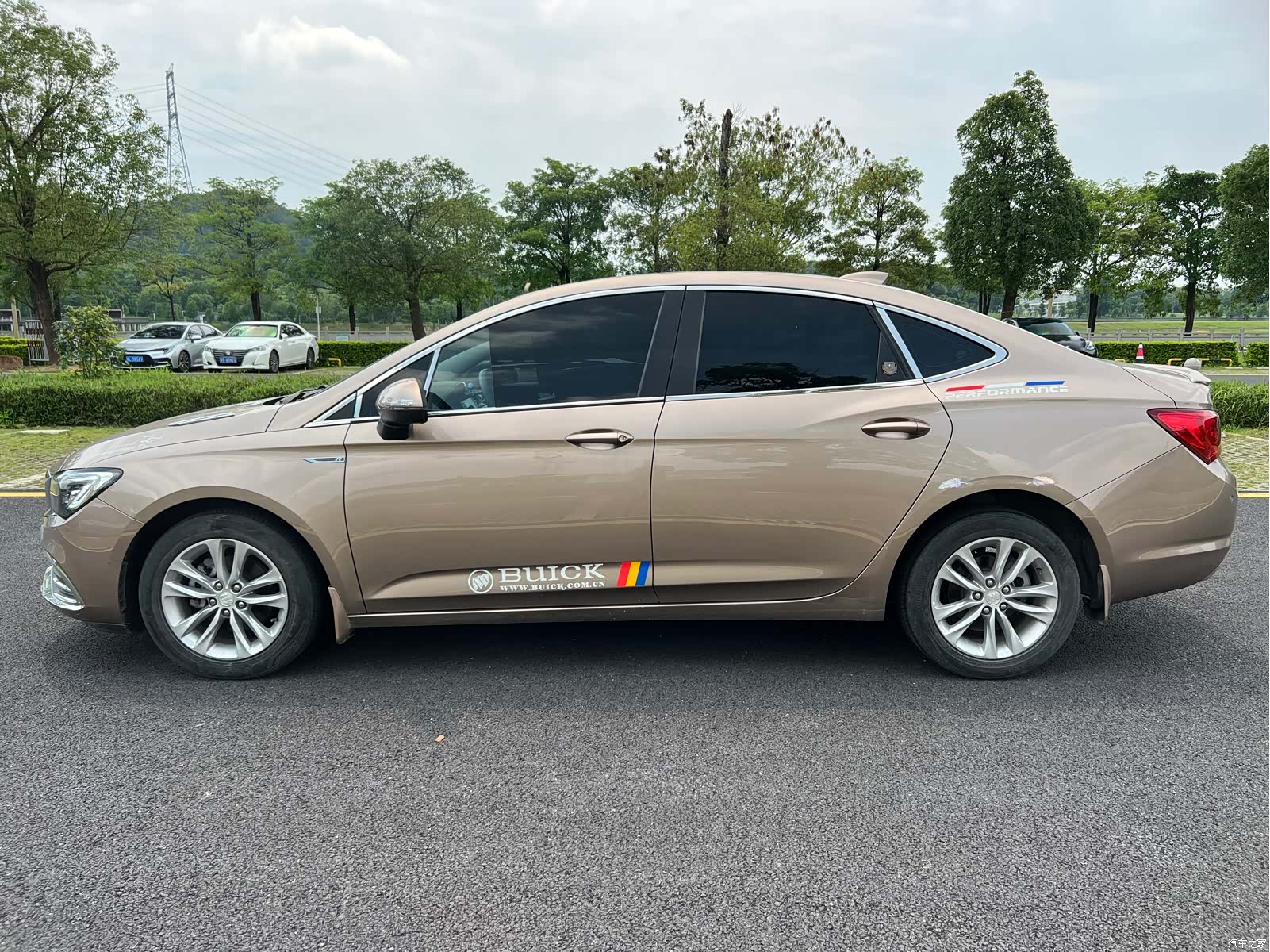Buick Verano, 2019 3
