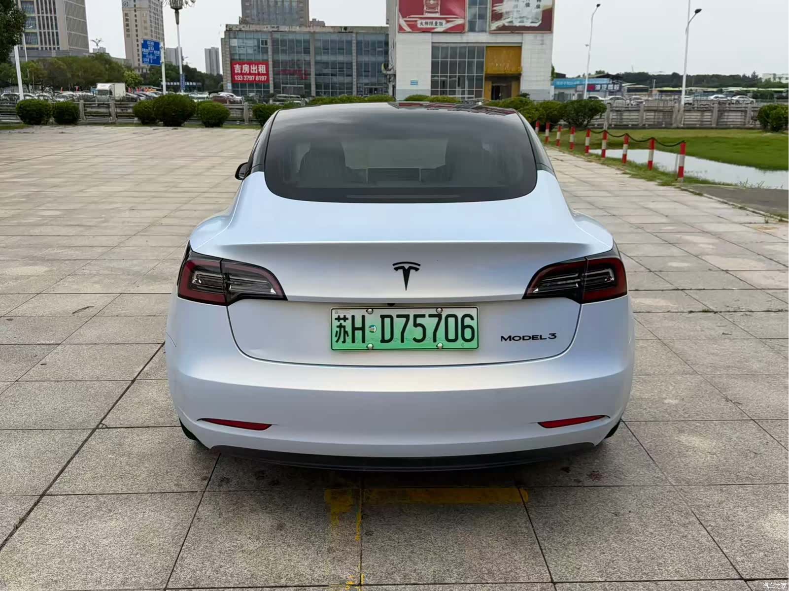 Tesla Model 3, 2020 8