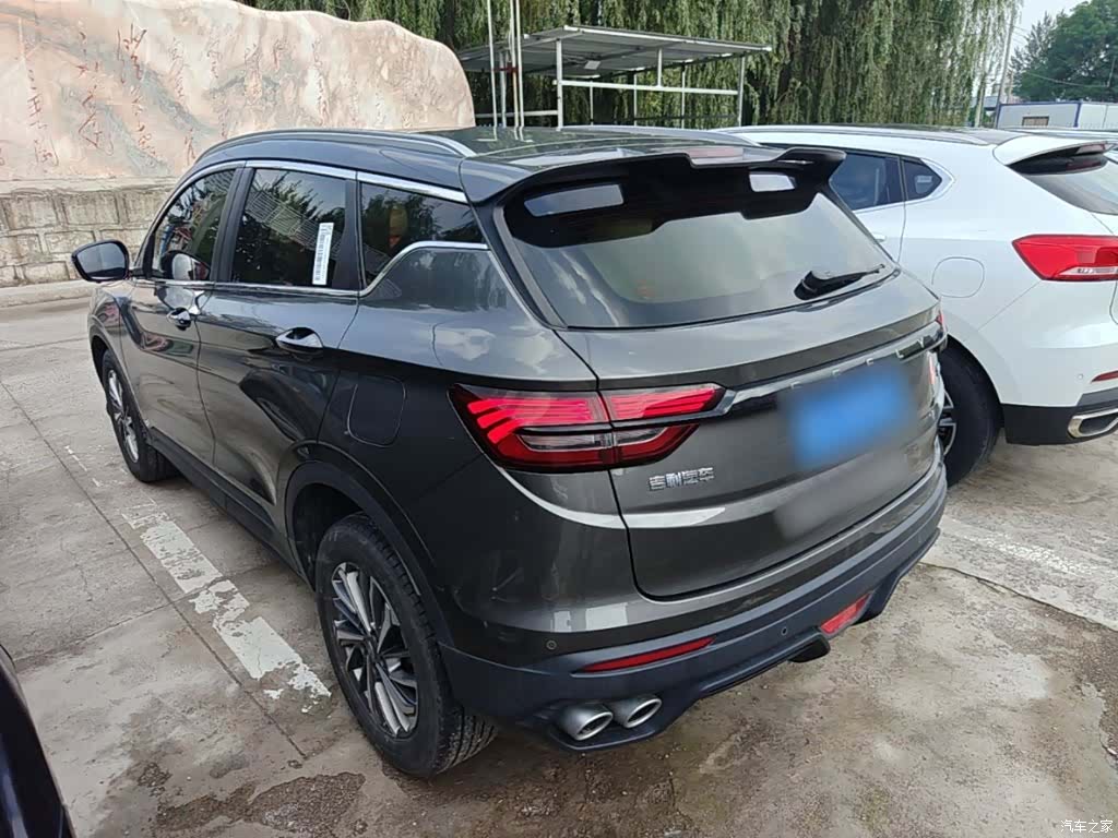 Geely Coolray, 2022 все фото
