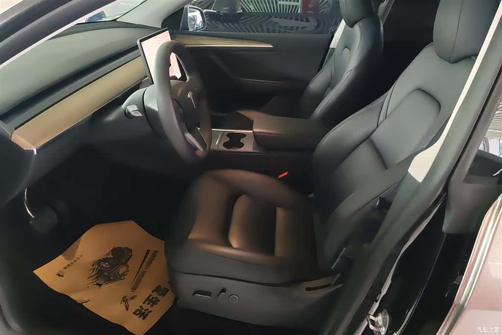 Tesla Model Y, 2022 9