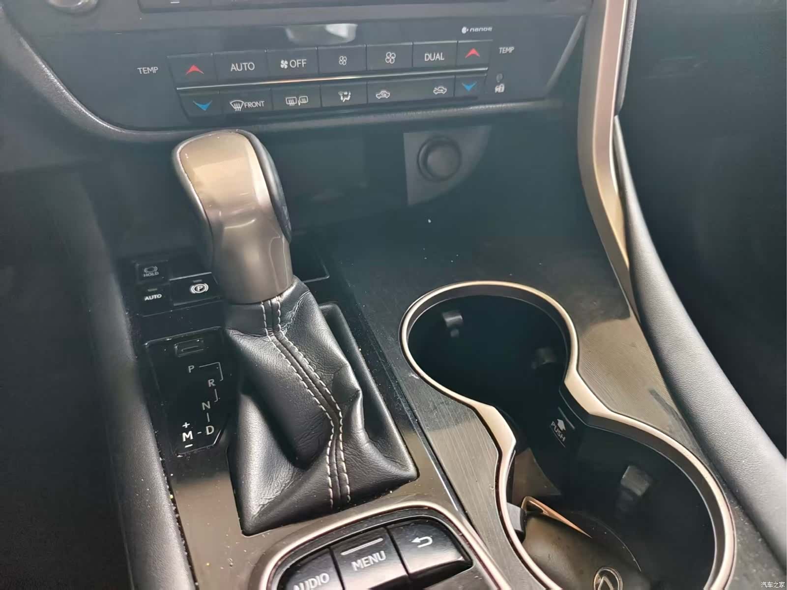 Lexus RX, 2019 4