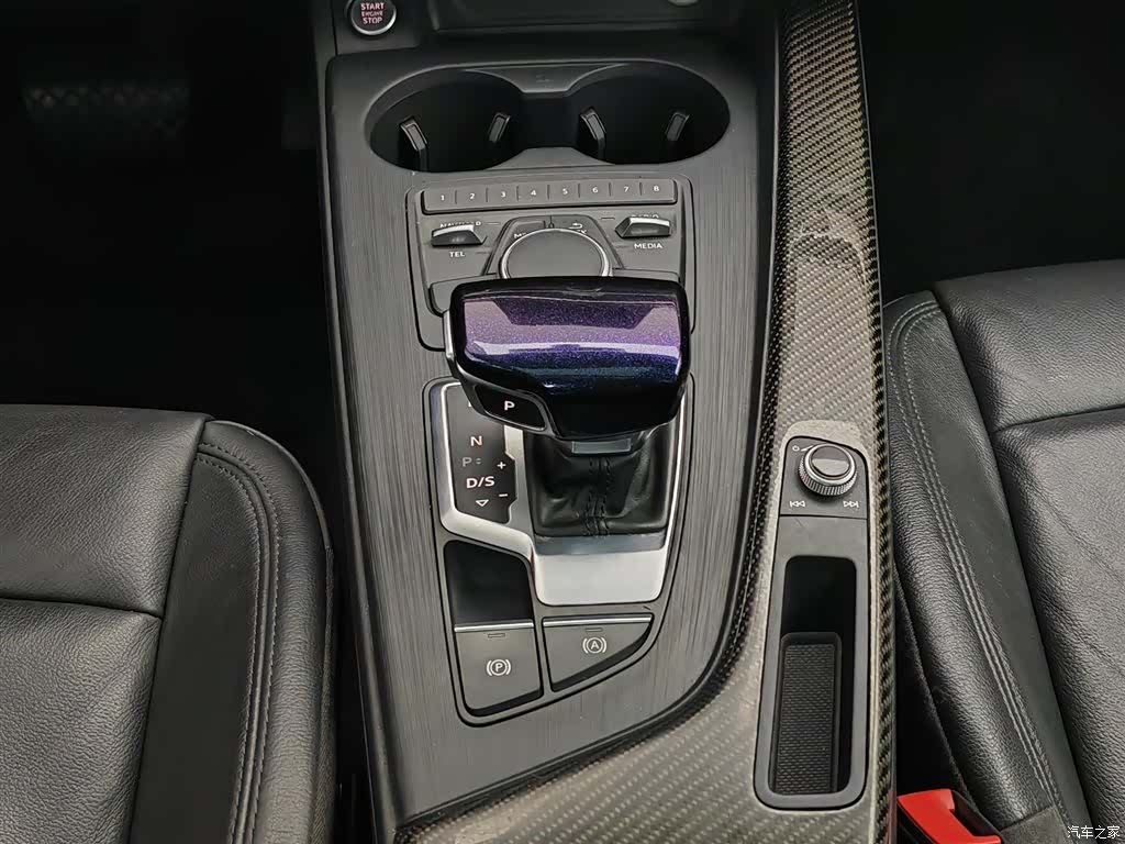 Audi A4L, 2019 13
