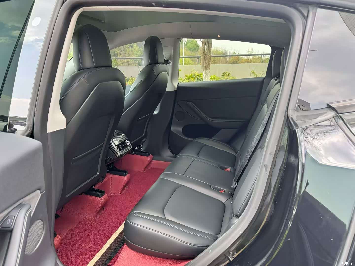 Tesla Model Y, 2022 6