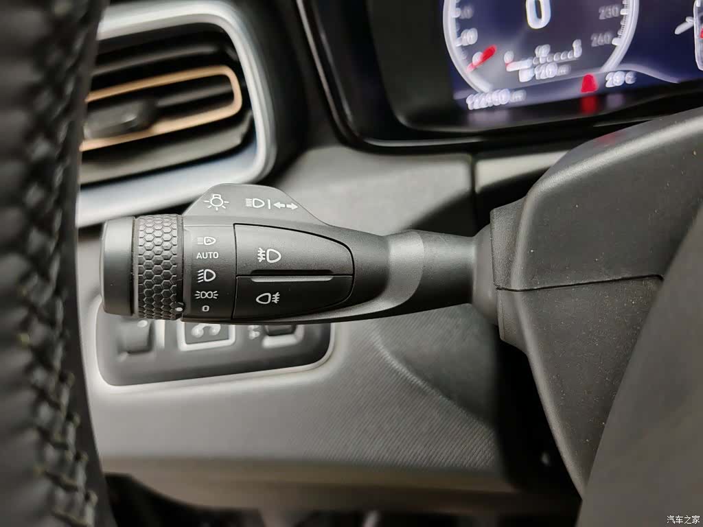 Lynk & Co 01, 2018 21